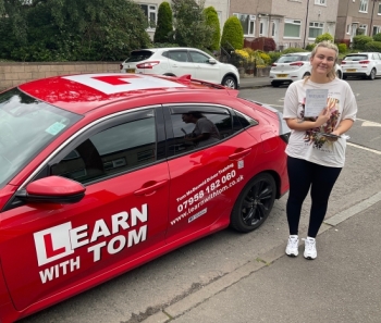 Niamh learned to drive with Tom 🚗💨